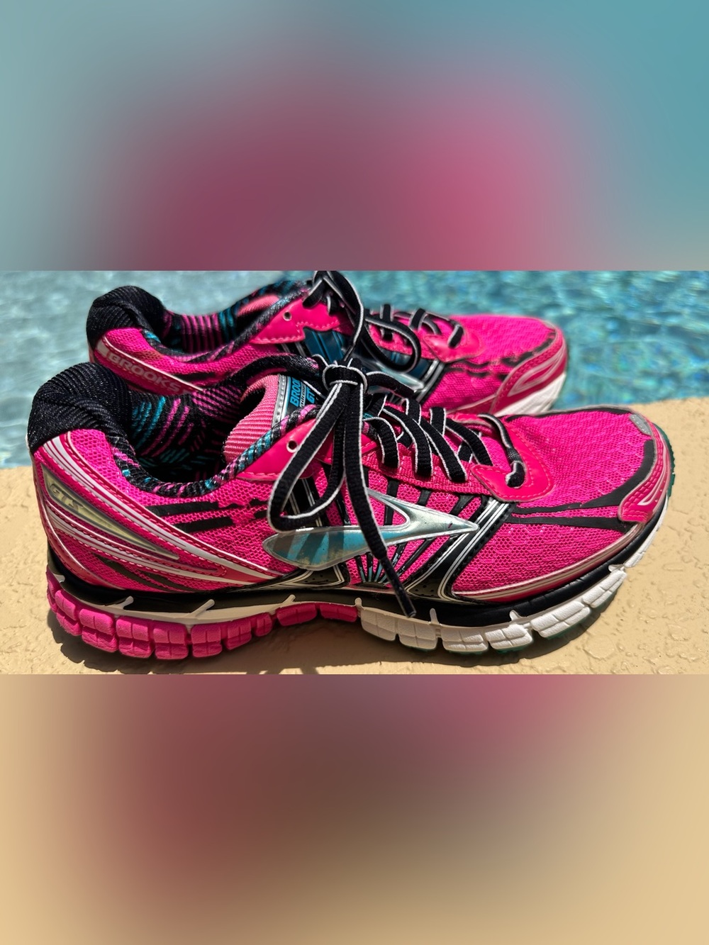 Brooks Adrenaline GTS 14 Pink Running Shoes Women’s Size 7.5 Clean